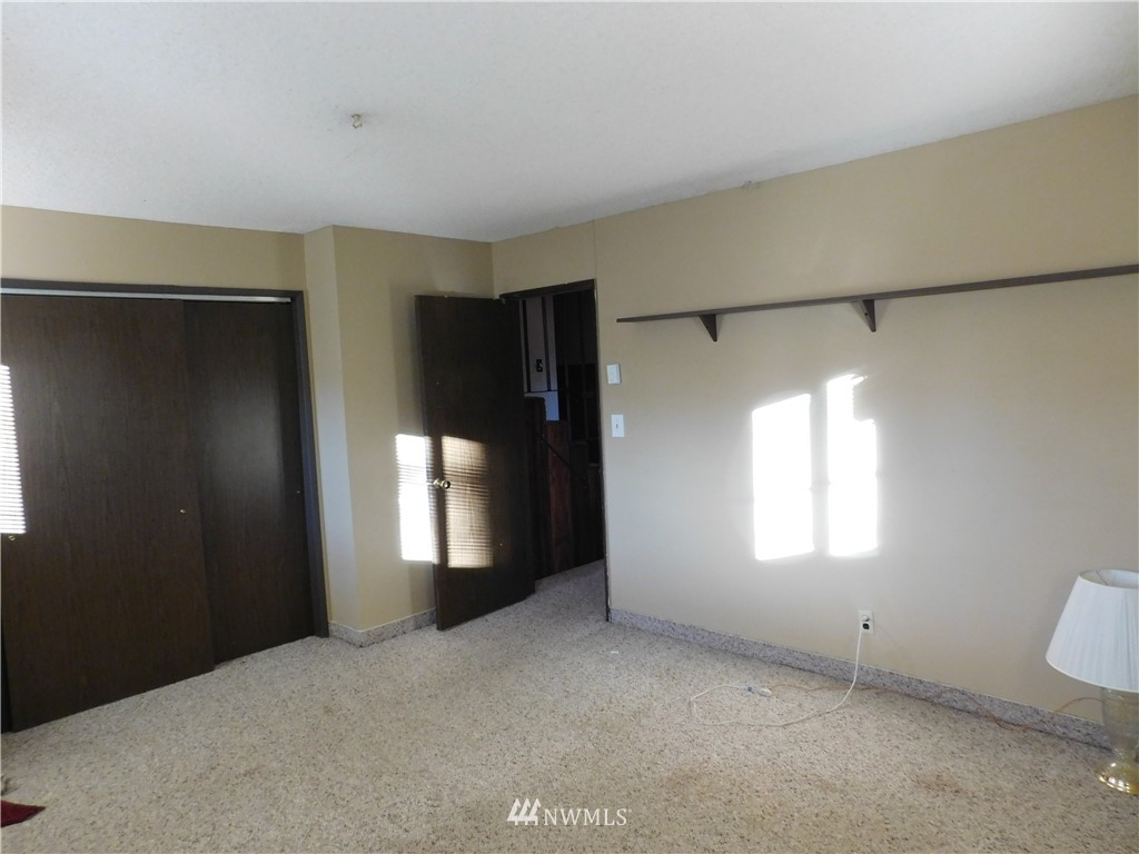 2953 Dover Street Longview, WA 98632 - Photo 16 of 24 Gallery Image 16