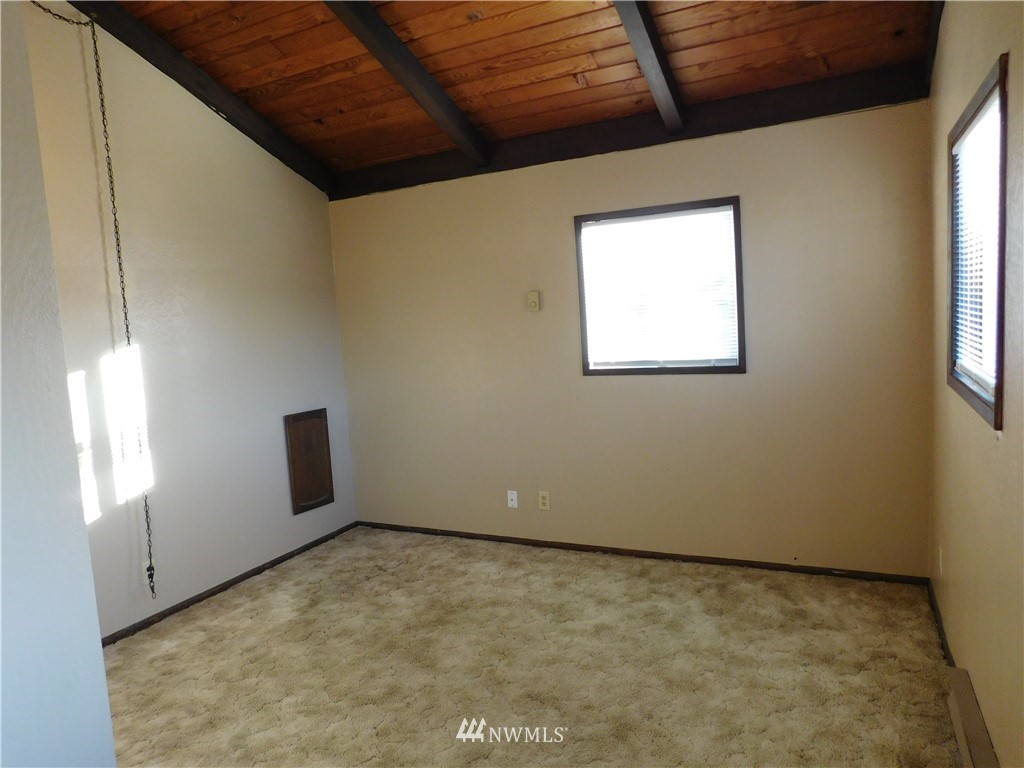 2953 Dover Street Longview, WA 98632 - Photo 18 of 24 Gallery Image 18