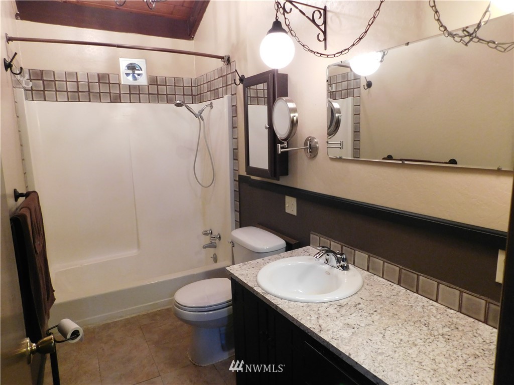2953 Dover Street Longview, WA 98632 - Photo 19 of 24 Gallery Image 19
