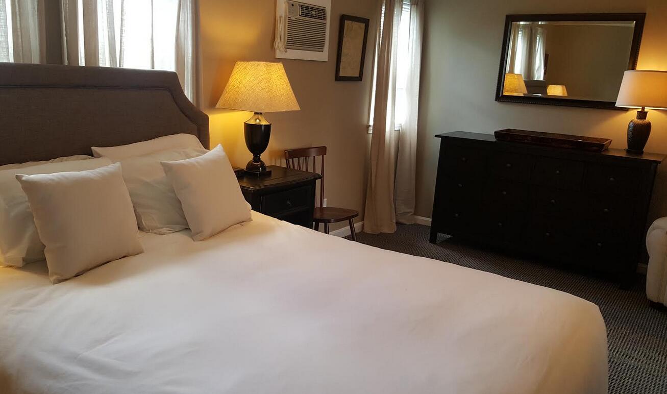 157 Main Street Belgrade, ME 04917 - Photo 40 of 47 GUEST ROOM