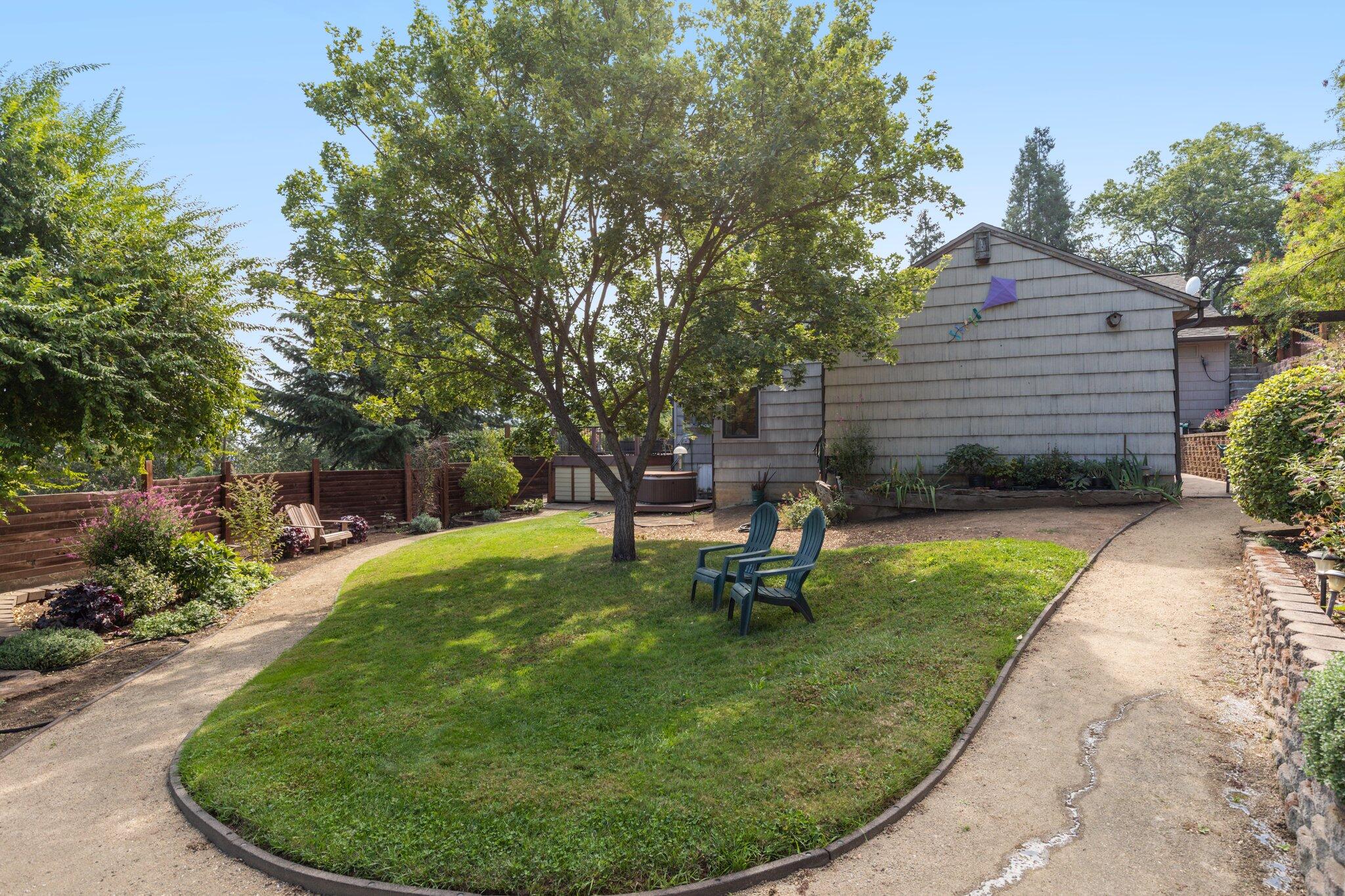 6062 Adams Road Talent, OR 97540 - Photo 29 of 75 33-web-or-mls-WCIL0158