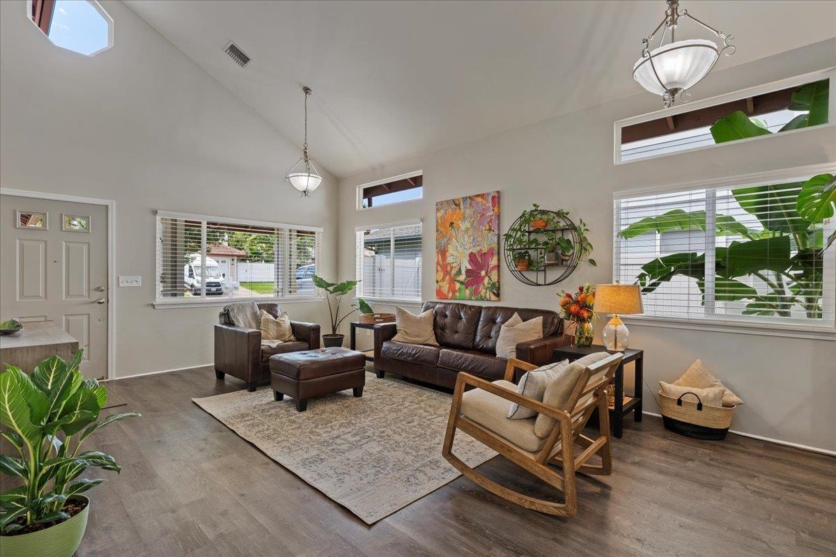 28 Papahi Loop Kahului, HI 96732 - Photo 5 of 50 a living room with furniture and a large window