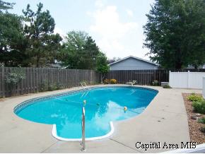 38 Red Fox Court Springfield, IL 62712 - Photo 3 of 9