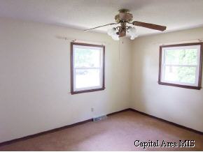 38 Red Fox Court Springfield, IL 62712 - Photo 8 of 9