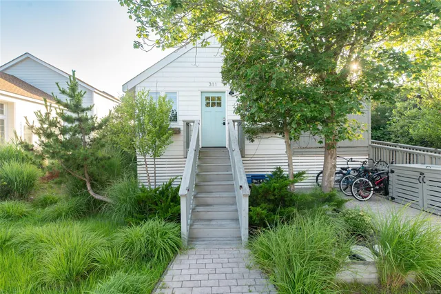 $10,500 | 311 Wilmot Road, Ocean Beach, NY 11770