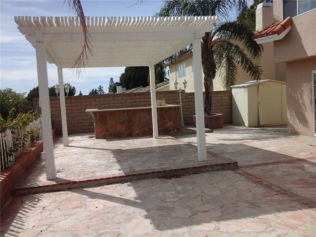 18918 Kinbrace Street Porter Ranch, CA 91326 - Photo 16 of 16 a view of a garage