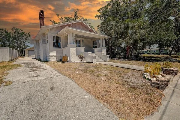$2,900 | 4519 5th Avenue South, St. Petersburg, FL 33711