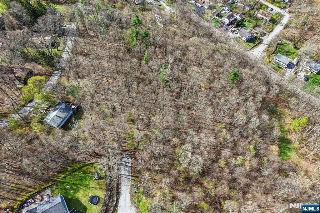 11 Alamoosook Road Vernon, NJ 07422 - Photo 12 of 47 Gallery Image 12