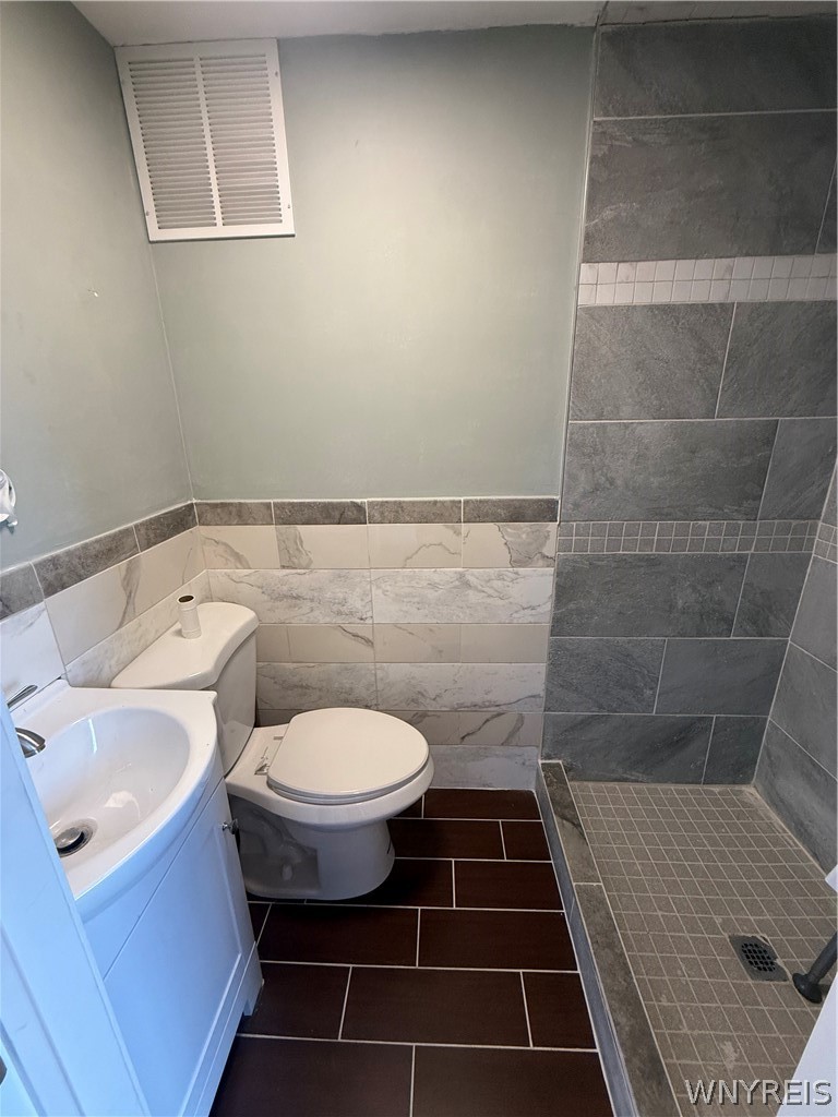 13123 Main Street Newstead, NY 14001 - Photo 15 of 22