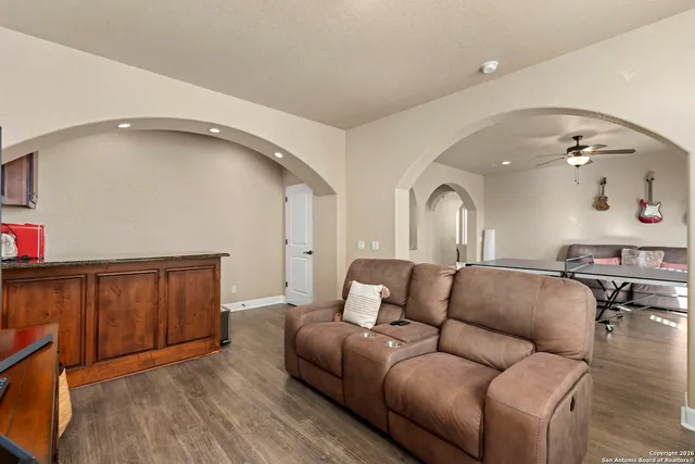 $750,000 | 16123 Salto Del Agua, San Antonio, TX 78255