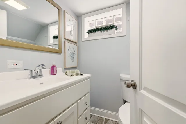 $359,500 | 10430 South Whipple Street, Chicago, IL 60655