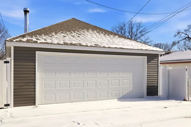 $359,500 | 10430 South Whipple Street, Chicago, IL 60655