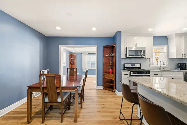 $359,500 | 10430 South Whipple Street, Chicago, IL 60655