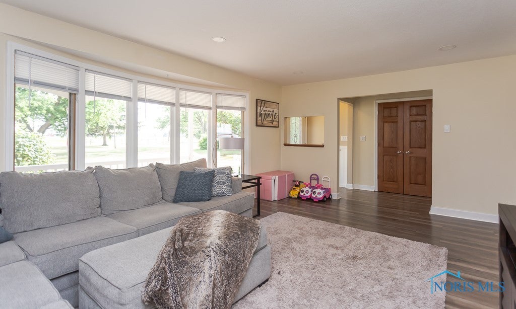 24853 West Reservation Line Road Curtice, OH 43412 - Photo 6 of 46 Gallery Image 6