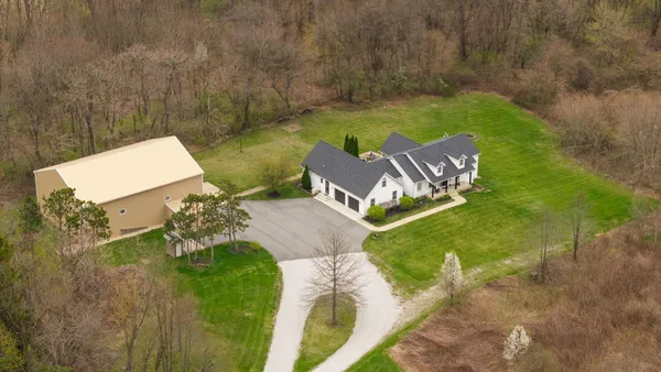 $1,199,999 | 231 North 182 West, Valparaiso, IN 46385