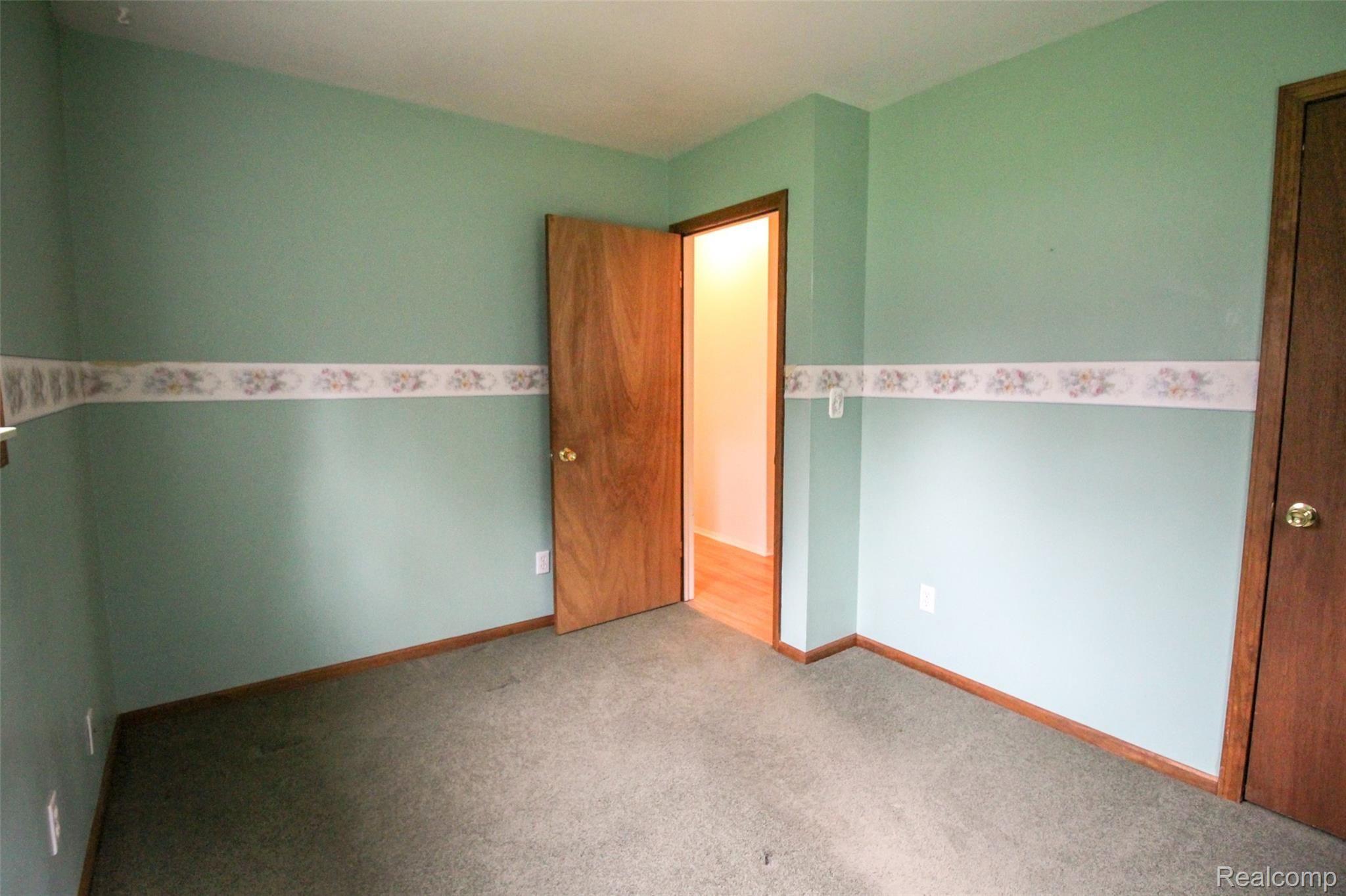 14265 North Genesee Road Clio, MI 48420 - Photo 17 of 24 18.jpg