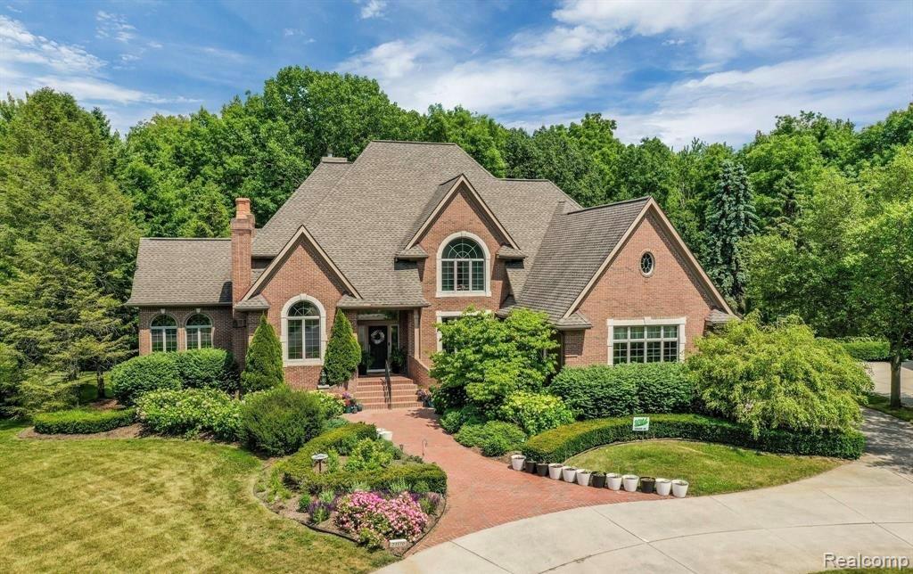 23170 Inverness Court Novi, MI 48374 - Photo 1 of 51