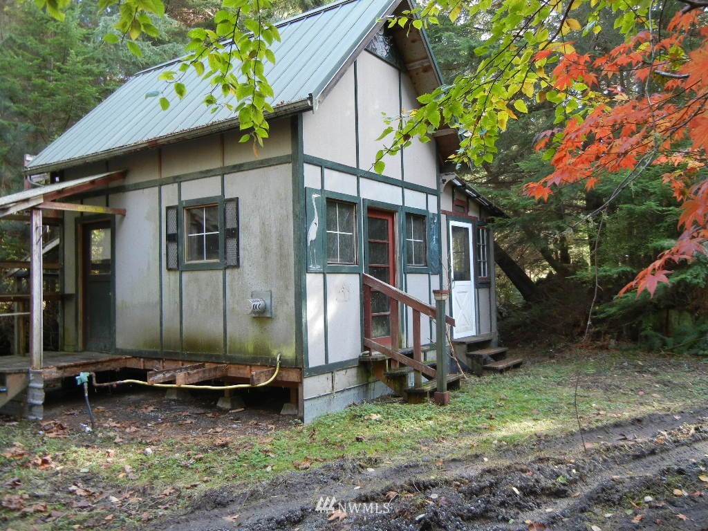 4738 West Shore Road Guemes Island, WA 98221 - Photo 4 of 21 Gallery Image 4