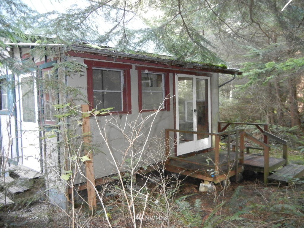 4738 West Shore Road Guemes Island, WA 98221 - Photo 5 of 21 Gallery Image 5
