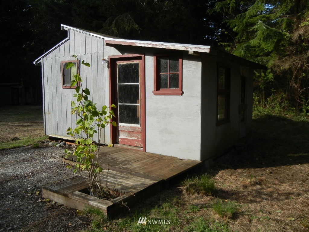 4738 West Shore Road Guemes Island, WA 98221 - Photo 7 of 21 Gallery Image 7
