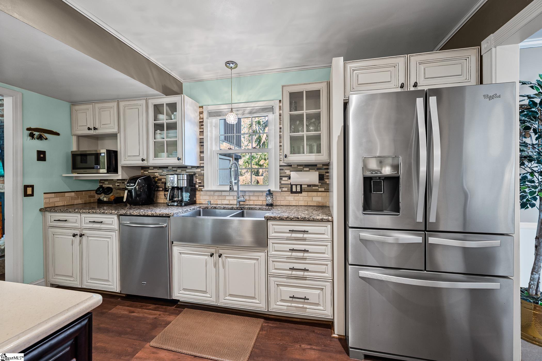 210 Brooks Road Mauldin, SC 29662 - Photo 15 of 36 Gallery Image 15