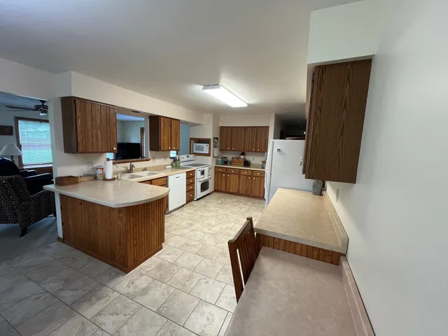 $405,900 | 481 Badger Drive, Evansville, WI 53536