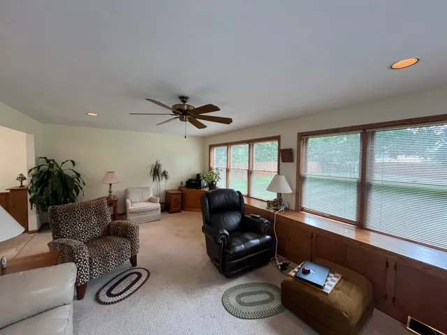 $405,900 | 481 Badger Drive, Evansville, WI 53536