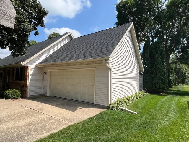 $399,900 | 481 Badger Drive, Evansville, WI 53536