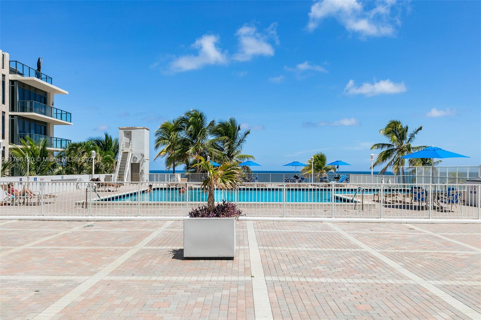 2101 South Ocean Drive, Unit 606 Hollywood, FL 33019 - Photo 28 of 58 a view of a basket ball ground