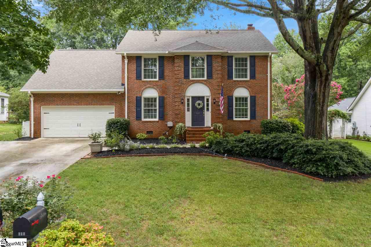213 West Silverleaf Street Greer, SC 29650 - Photo 1 of 32 Gallery Image 1