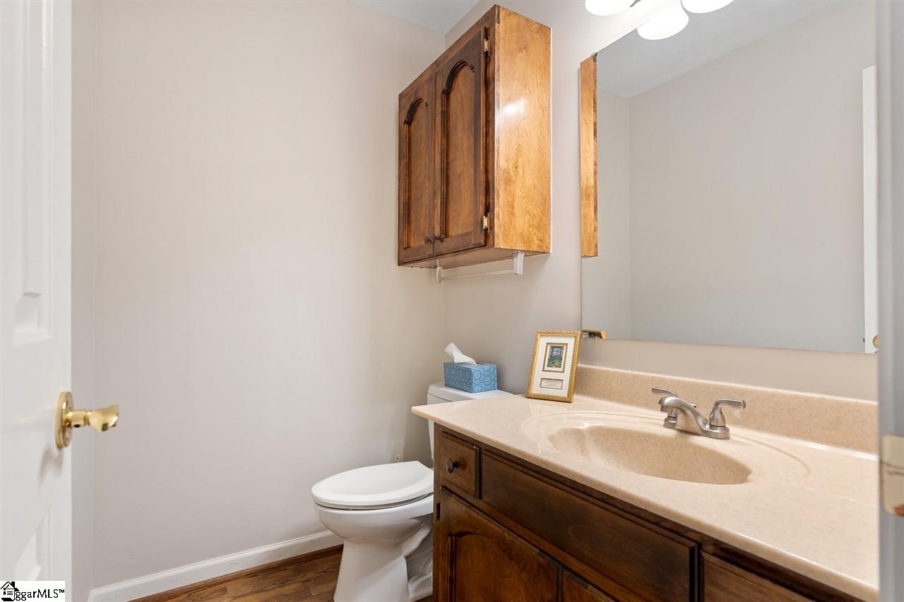 213 West Silverleaf Street Greer, SC 29650 - Photo 7 of 32 Gallery Image 7