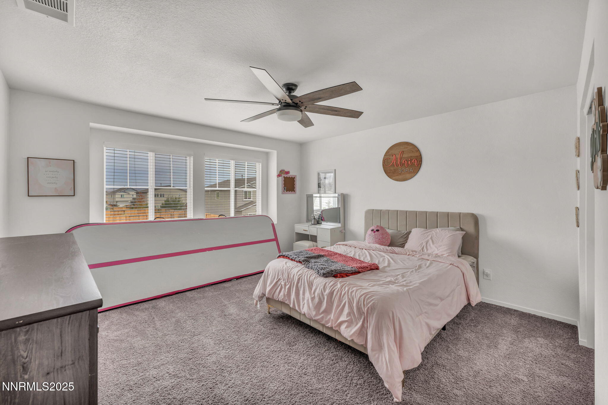 1281 Old Barn Road Sparks, NV 89436 - Photo 35 of 51 49-web-or-mls-1281-old-barn-rd