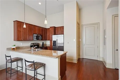 $189,000 | 1201 Canal Street, Unit 504, New Orleans, LA 70112