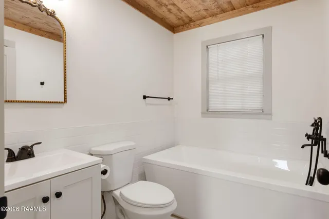 $170,000 | 1041 Helen Road, St. Martinville, LA 70582