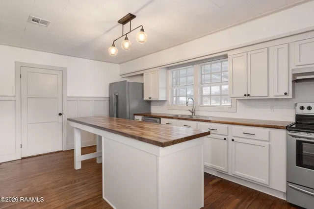 $170,000 | 1041 Helen Road, St. Martinville, LA 70582