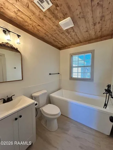 $170,000 | 1041 Helen Road, St. Martinville, LA 70582