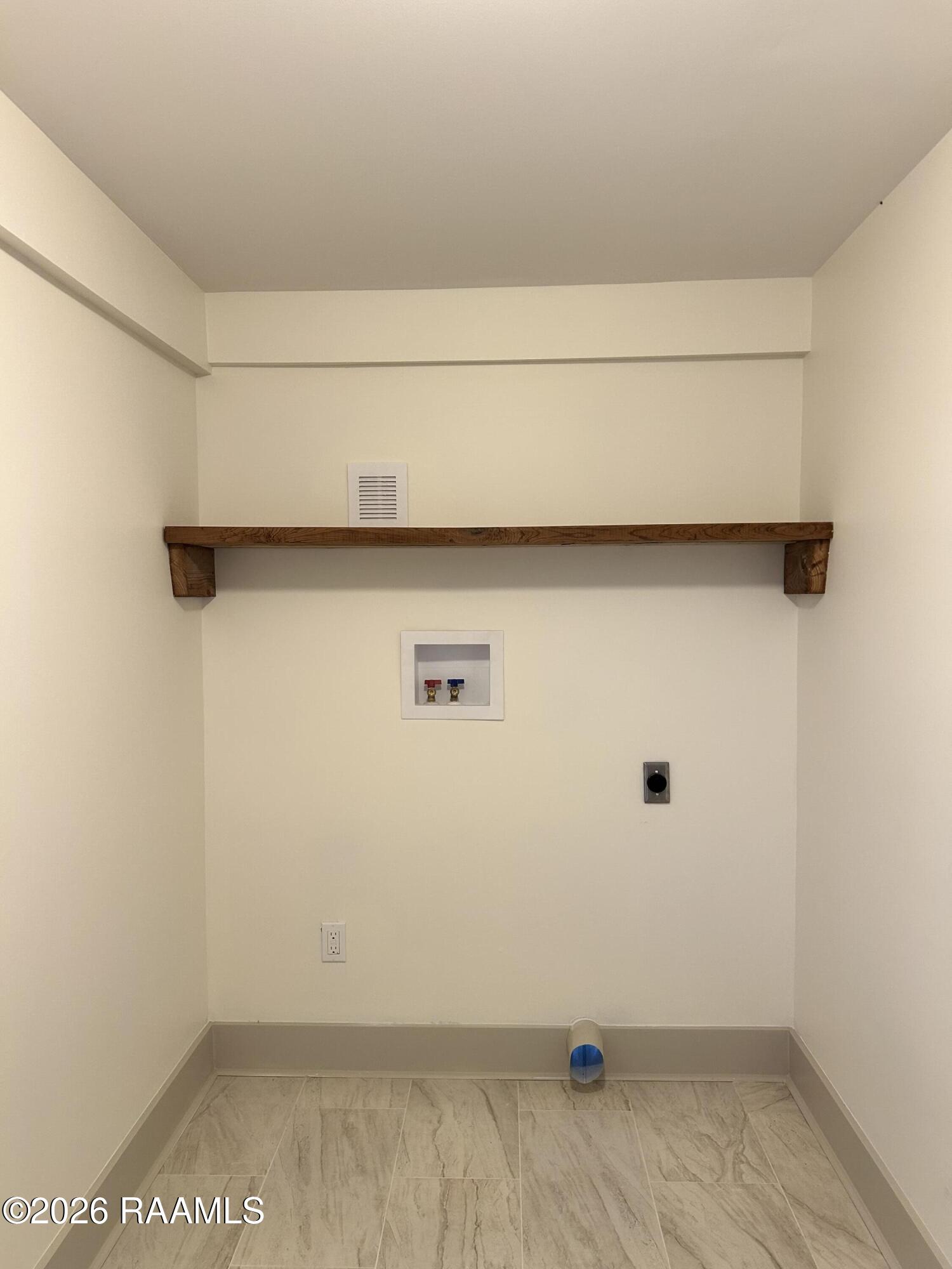 1041 Helen Road St. Martinville, LA 70582 - Photo 8 of 16 IMG_7187