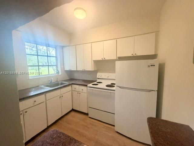 1208 Douglas Road, Unit 2 Coral Gables, FL 33134 - Photo 6 of 11
