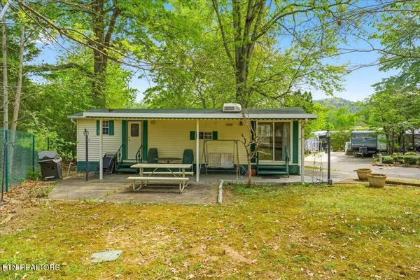 $139,900 | 8450 Highway 73 Townsend Tn 37882, Unit 176 & 1, Townsend, TN 37882