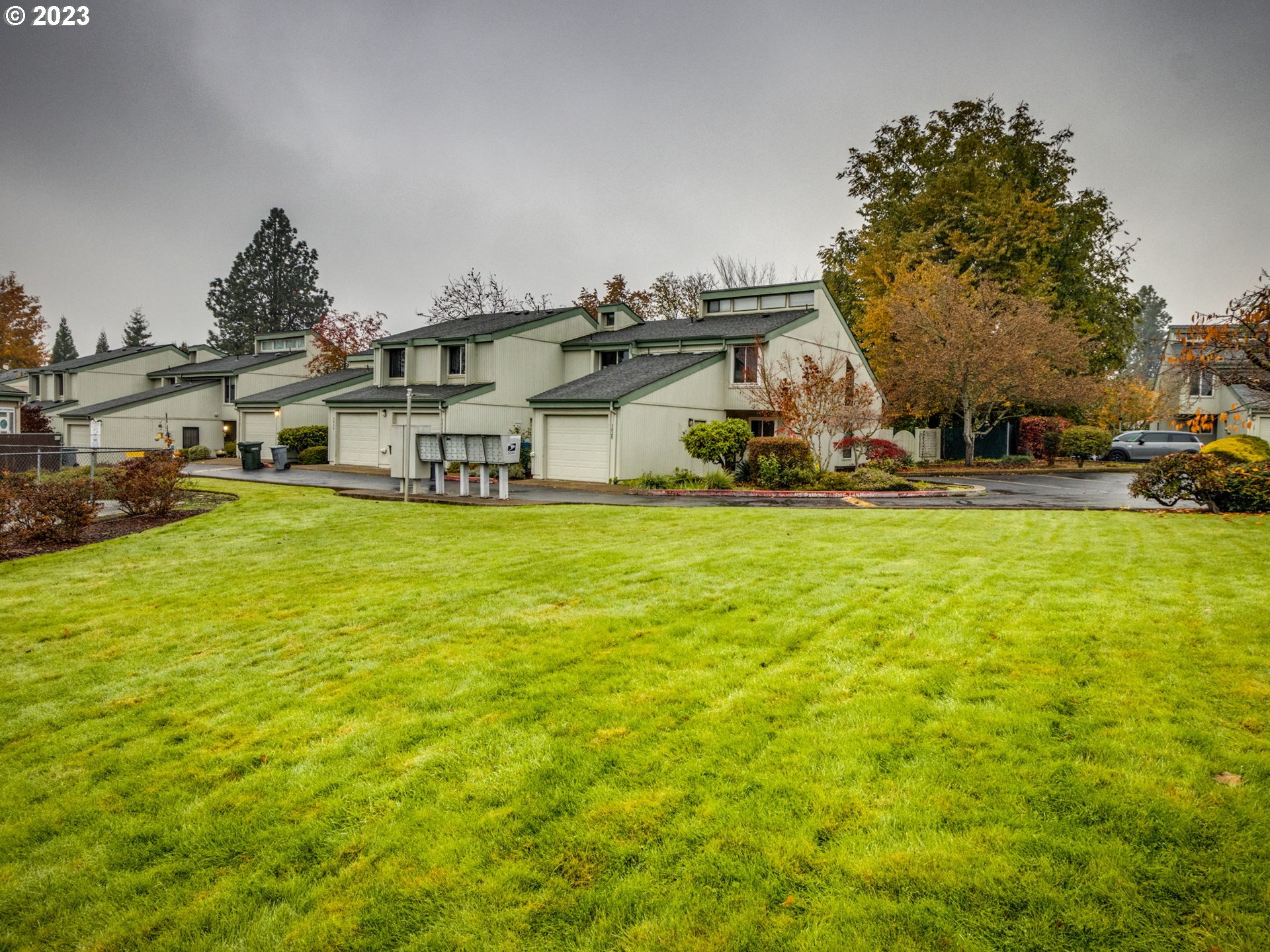 3828 Auburn Road Northeast, Unit 27 Salem, OR 97301 - Photo 3 of 23 Gallery Image 3