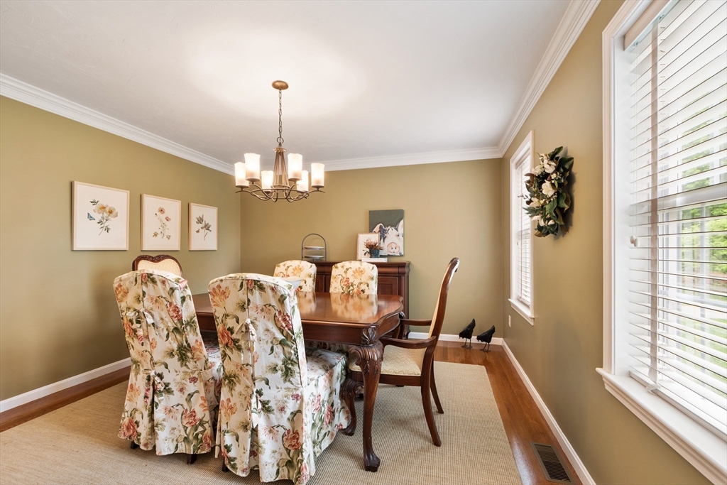 571 Northfield Road Lunenburg, MA 01462 - Photo 12 of 32