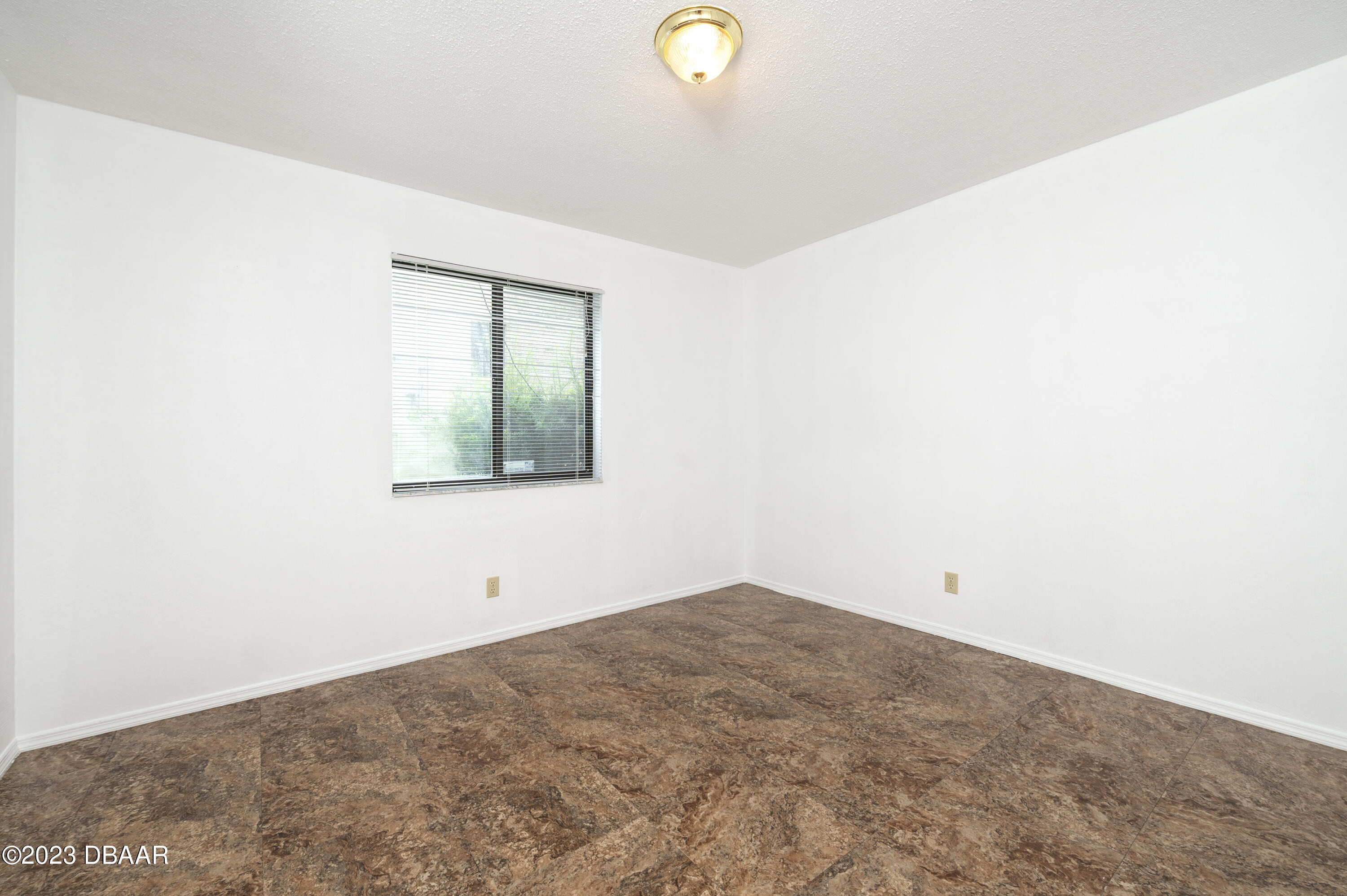 8 Mayfield Terrace Ormond Beach, FL 32174 - Photo 11 of 37 NM_8MayfieldTerr_28June23_9 copy