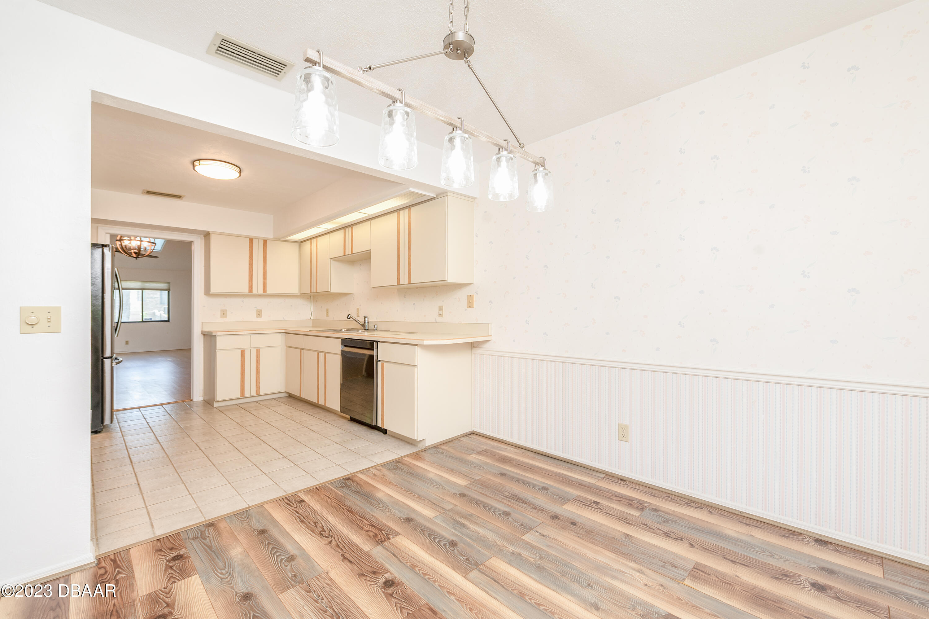 8 Mayfield Terrace Ormond Beach, FL 32174 - Photo 2 of 37 NM_8MayfieldTerr_28June23_284 copy