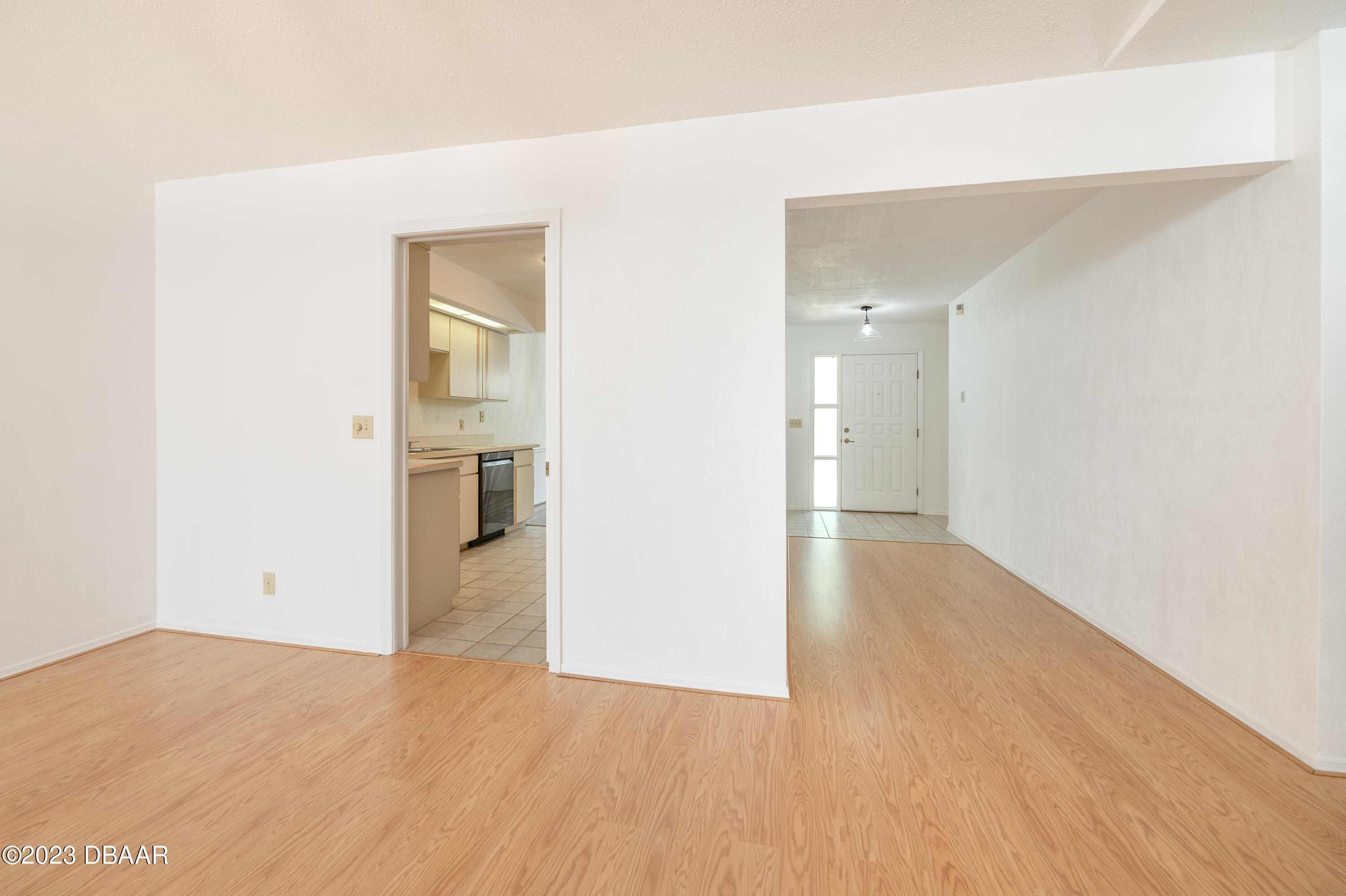 8 Mayfield Terrace Ormond Beach, FL 32174 - Photo 10 of 37 NM_8MayfieldTerr_28June23_189 copy