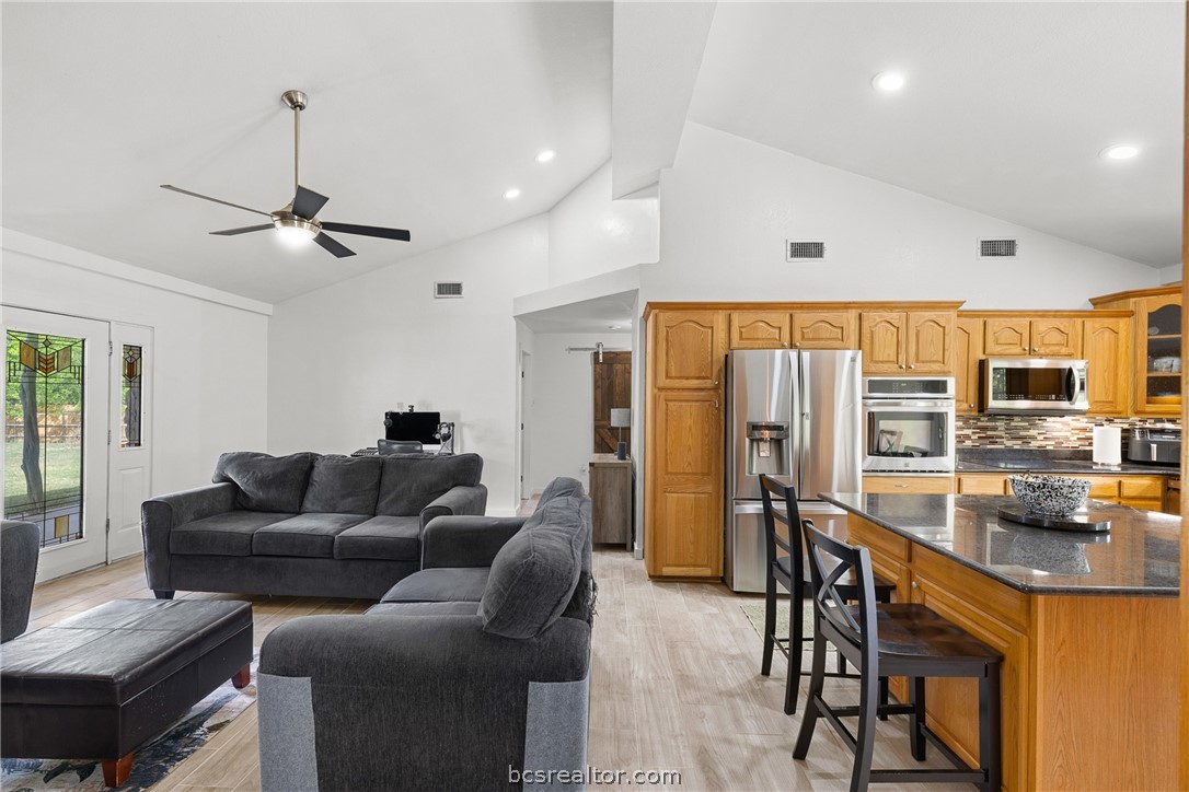 203 Saffle Road Robinson, TX 76706 - Photo 6 of 38
