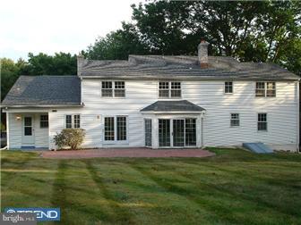 515 Park Ridge Drive Wayne, PA 19087 - Photo 11 of 12 Exterior Back