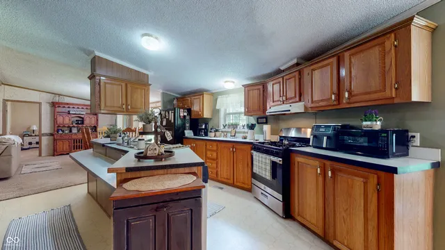 $285,000 | 290 South Buffalo Hill Road, Martinsville, IN 46151