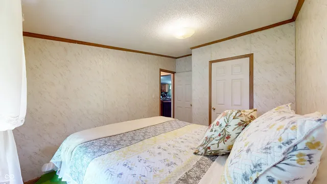 $285,000 | 290 South Buffalo Hill Road, Martinsville, IN 46151