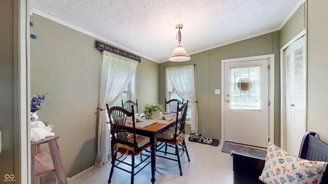 $285,000 | 290 South Buffalo Hill Road, Martinsville, IN 46151