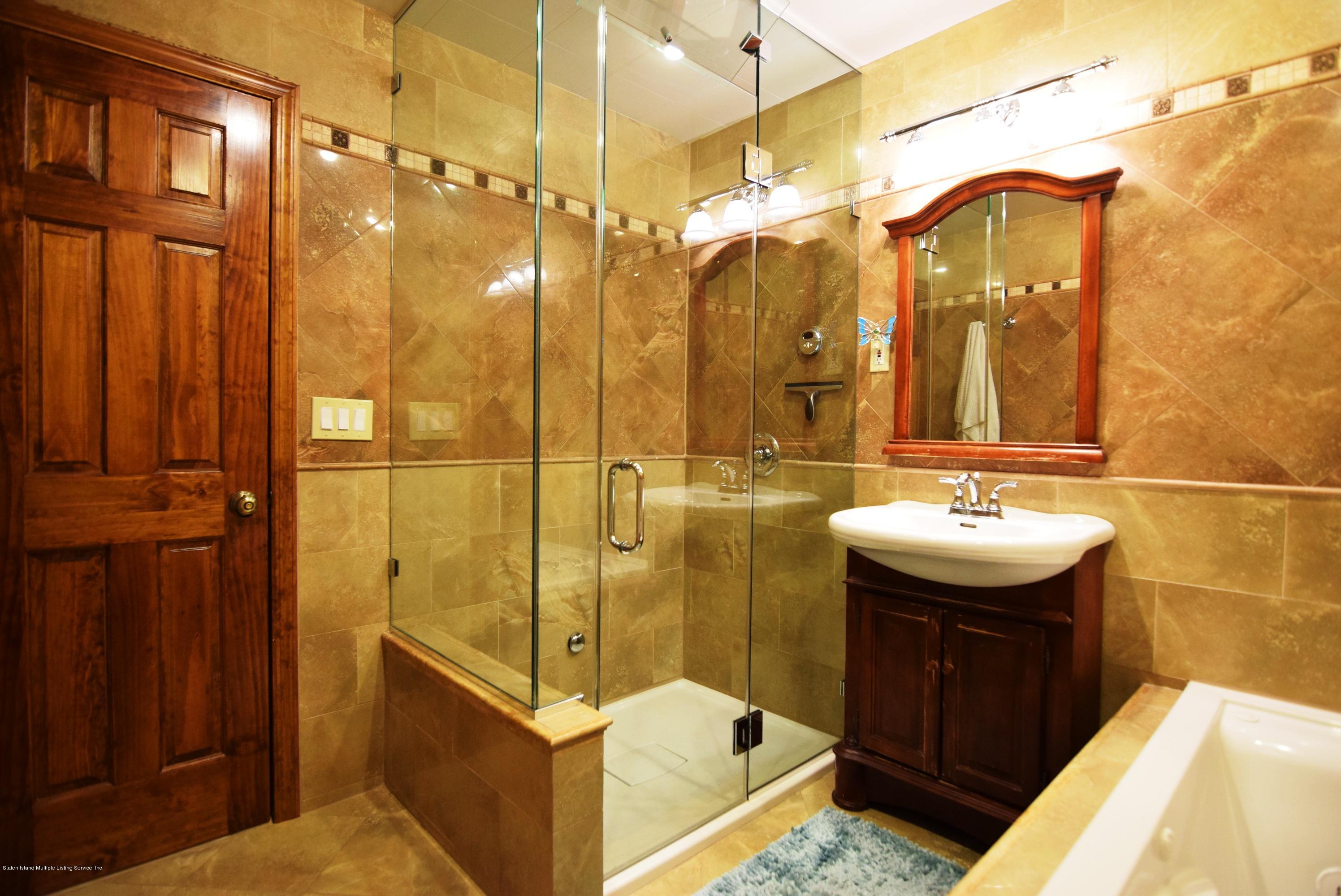 78 Dent Road Staten Island, NY 10308 - Photo 22 of 32 (22) Main Bath
